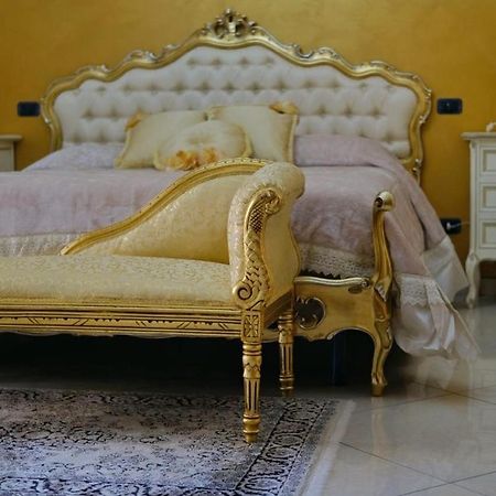 リカータ Casa Felice Bed & Breakfast エクステリア 写真