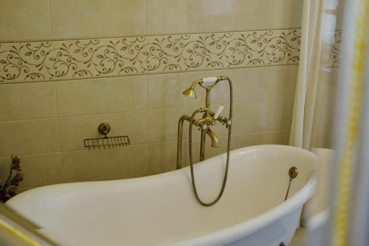 リカータ Casa Felice Bed & Breakfast エクステリア 写真