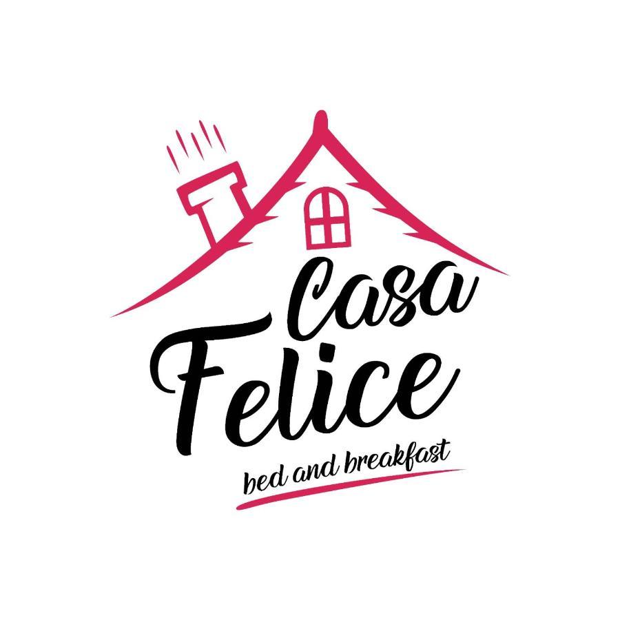 リカータ Casa Felice Bed & Breakfast エクステリア 写真