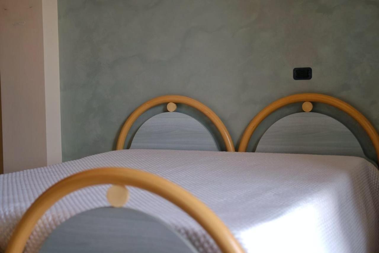 リカータ Casa Felice Bed & Breakfast エクステリア 写真