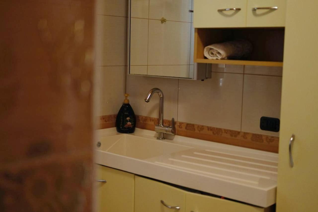 リカータ Casa Felice Bed & Breakfast エクステリア 写真